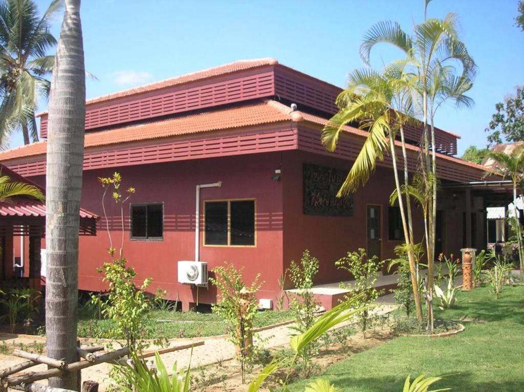 Tamarind Grand Resort Mae Sariang Exteriör bild