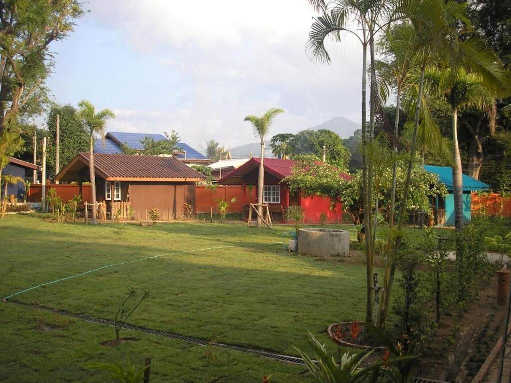 Tamarind Grand Resort Mae Sariang Exteriör bild